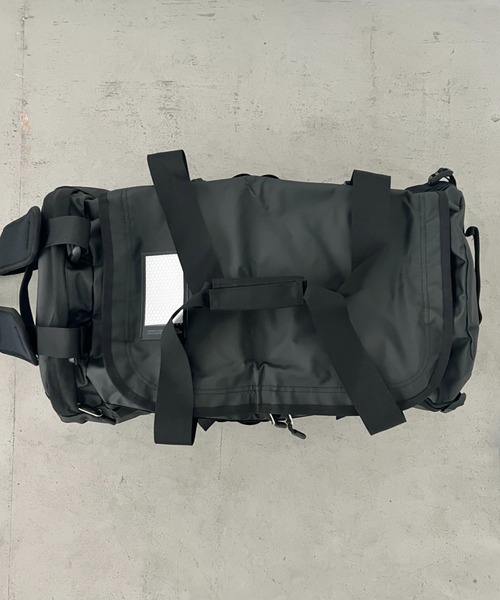 THE NORTH FACE（ザノースフェイス）の「【国内未発売】THE NORTH FACE(ザ・ノースフェイス)/2WAY 大容量 71L ダッフルバッグ バックパック リュック ベースキャンプ Mサイズ/BASE CAMP DUFFEL - M（ボストンバッグ・メンズ・ブラック/ネイビー・FREE）」の8枚目の写真