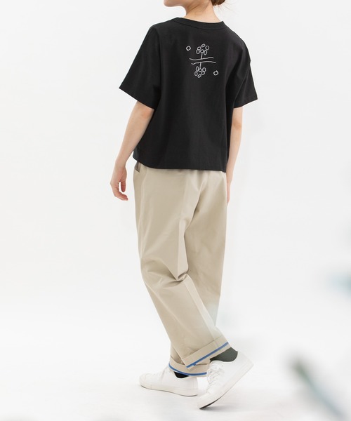 nop de nod(ノップドゥノッド)の「Cloche USコットンらくがきプリントTシャツ(Tシャツ/カットソー・レディース・ピンク/オフホワイト/ブラック・3)」の5枚目の写真