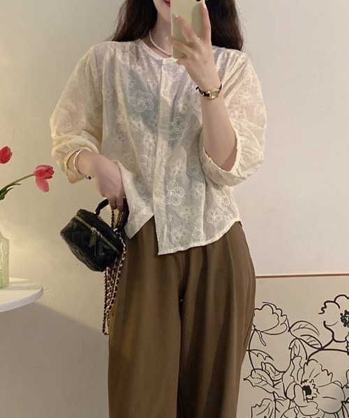 SallyLunn(サリーラン)の「フラワー刺繍シアーブラウス(シャツ/ブラウス・レディース・アイボリー・LARGE/MEDIUM)」の5枚目の写真