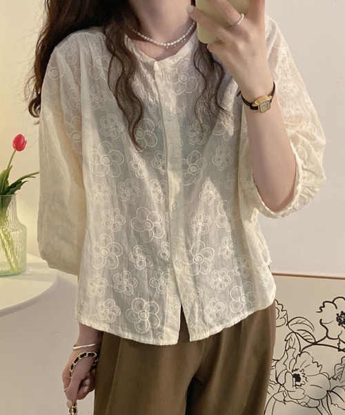 SallyLunn(サリーラン)の「フラワー刺繍シアーブラウス(シャツ/ブラウス・レディース・アイボリー・LARGE/MEDIUM)」の7枚目の写真