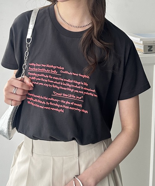 GeeRA（ジーラ）の「綿100％刺繍ロゴＴシャツ（Tシャツ/カットソー・レディース・チャコール/オフホワイト/杢グレー・MEDIUM）」の10枚目の写真