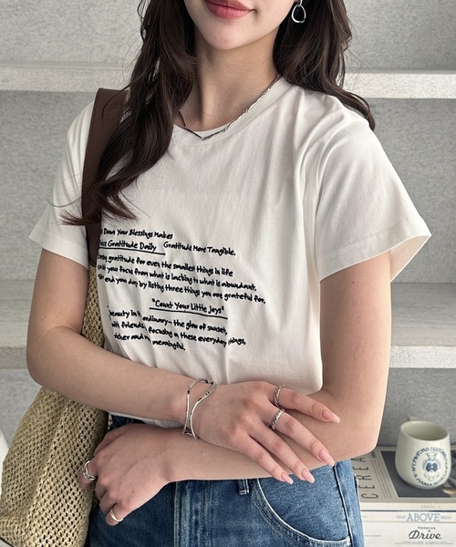 GeeRA（ジーラ）の「綿100％刺繍ロゴＴシャツ（Tシャツ/カットソー・レディース・チャコール/オフホワイト/杢グレー・MEDIUM）」の22枚目の写真