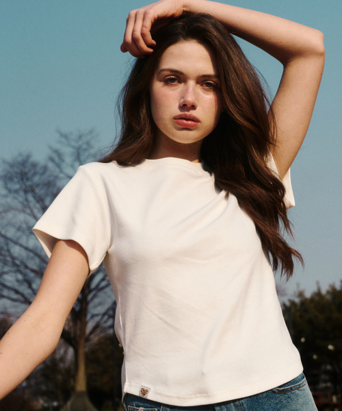 ERER(エルエル)の「Logo Label Short-sleeved T-shirt White(Tシャツ/カットソー・レディース・ホワイト・F)」の4枚目の写真