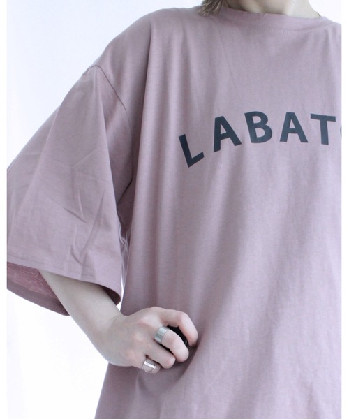 amini(アミニ)の「ロゴビッグワイドTシャツ(Tシャツ/カットソー・レディース・ブラック/ピンク/オフホワイト・MEDIUM)」の11枚目の写真