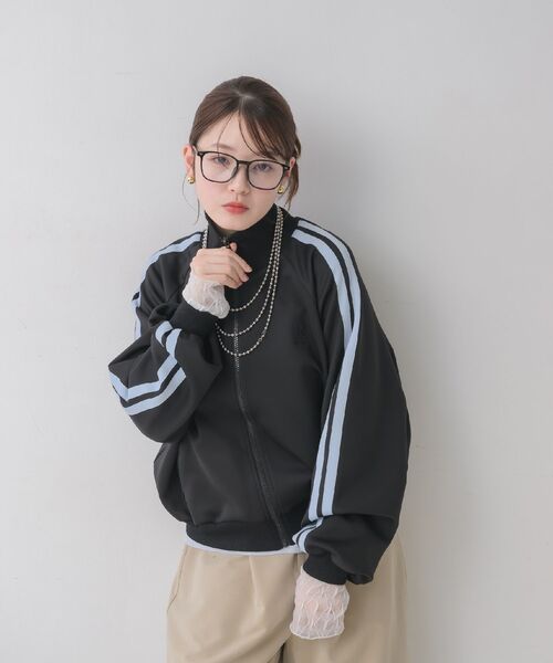 RETRO GIRL（レトロガール）の「ラグラントラックJK（ジャージ・レディース・ベージュ/ライトグレー/ブラック・FREE）」の5枚目の写真