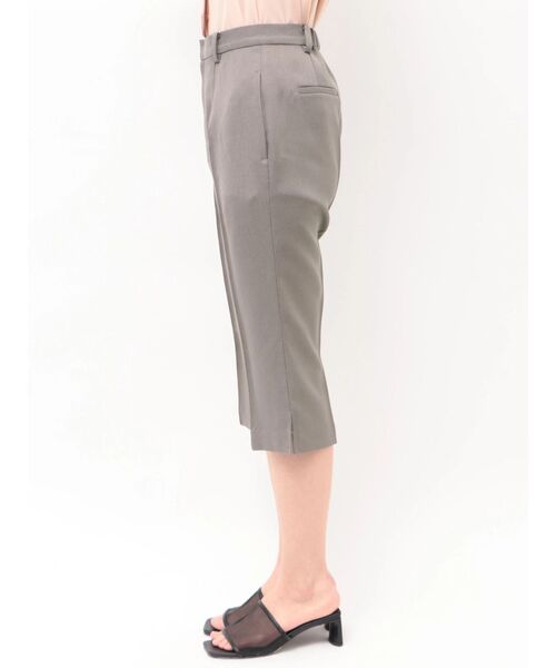 TONAL(トーナル)の「ツイルカプリパンツ(その他パンツ・レディース・グレー/ブラック/ベージュ・MEDIUM/SMALL)」の11枚目の写真