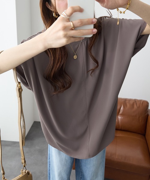 ReDial(リダイアル)の「ゆったりドルマンブラウス(シャツ/ブラウス・レディース・ブラック/グレイッシュベージュ/モカ・L/M/3L/LL)」の22枚目の写真