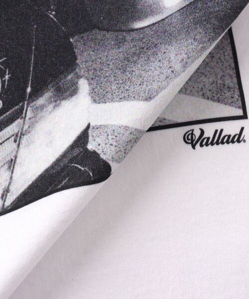 PULP/417EDIFICE(パルプフォーワンセブンエディフィス)の「VALLAD / バラッド × JOE × CARSERVICE / RYDE ROMANCE TEE(Tシャツ/カットソー・メンズ・ホワイト/ブラック・LARGE/MEDIUM/SMALL)」の12枚目の写真