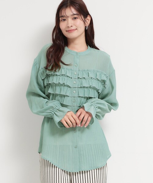 THE SHOP TK (ザ ショップ ティーケー )の「ティアードフリル楊柳シャツ(シャツ/ブラウス・レディース・アイボリー/グリーン/ダークブラウン・12/13)」の3枚目の写真