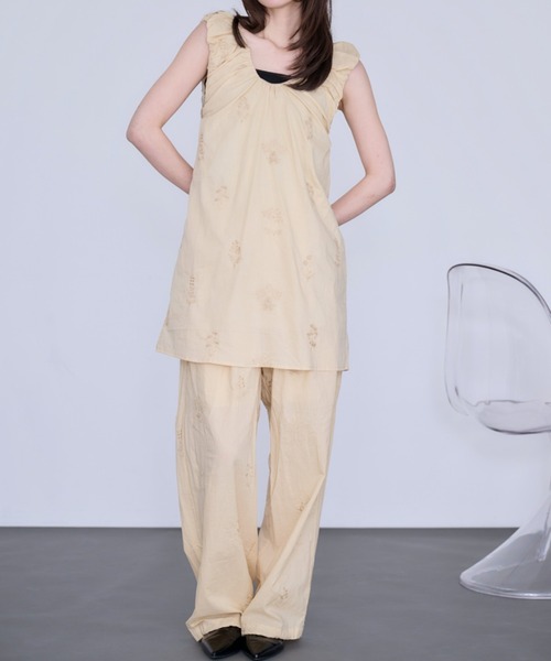 Dita Muaj.(ディータムアージュ)の「刺繍ローンイージーパンツ(その他パンツ・レディース・ベージュ/ブラック・FREE)」の4枚目の写真