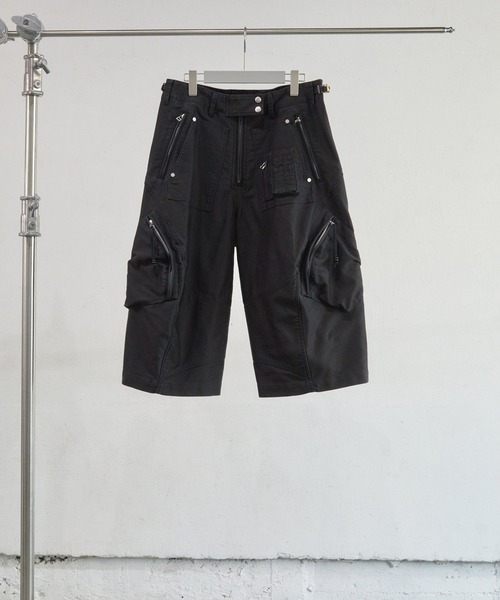 3D TWISTED PARACHUTE CARGO SHORTS（カーゴパンツ）｜NVRFRGT