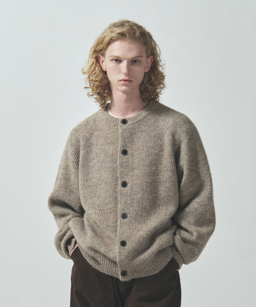 ECORR(エコル)の「フォグアルパカクロップニットカーディガン : 4 COLORS(カーディガン/ボレロ・レディース・ベージュ/パープル・1(M)/2(L)/3(XL))」の4枚目の写真