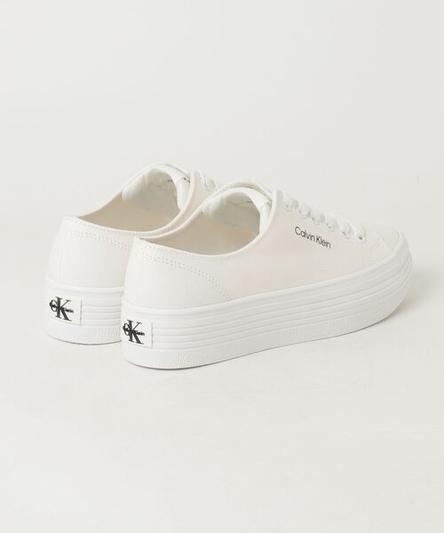 Calvin Klein（カルバン・クライン）の「シバリー16Tスニーカー（スニーカー・レディース・ホワイト・41/40/39/38/37/36）」の6枚目の写真