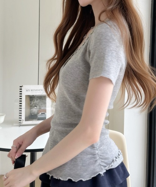 Ada.(エイダ)の「メニーボタン Vネック ウェストフィット 半袖 サマー ニット(ニット/セーター・レディース・グレー/ホワイト/チャコール/パープル・FREE)」の8枚目の写真