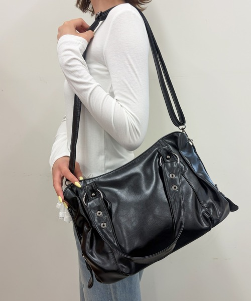 frunco(フランコ)の「【ZOZOTOWN限定】ショルダー付きレザーバック(ショルダーバッグ・レディース・レッド/ブラウン/ダークブラウン/ブラック・FREE)」の21枚目の写真