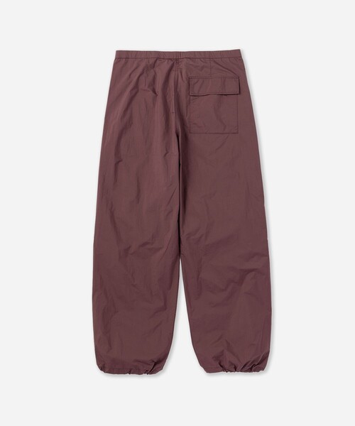 Saturdays NYC(サタデーズ ニューヨークシティ )の「Masa Cargo Pant(カーゴパンツ・レディース・ベージュ/ワイン/ブラック・M/S)」の19枚目の写真