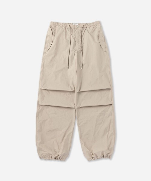 Saturdays NYC(サタデーズ ニューヨークシティ )の「Masa Cargo Pant(カーゴパンツ・レディース・ベージュ/ワイン/ブラック・M/S)」の17枚目の写真