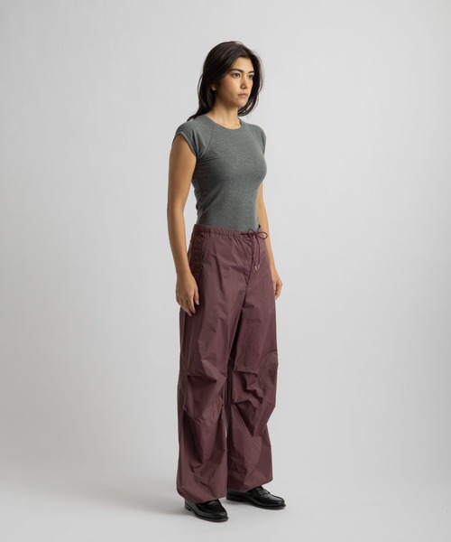 Saturdays NYC(サタデーズ ニューヨークシティ )の「Masa Cargo Pant(カーゴパンツ・レディース・ベージュ/ワイン/ブラック・M/S)」の13枚目の写真
