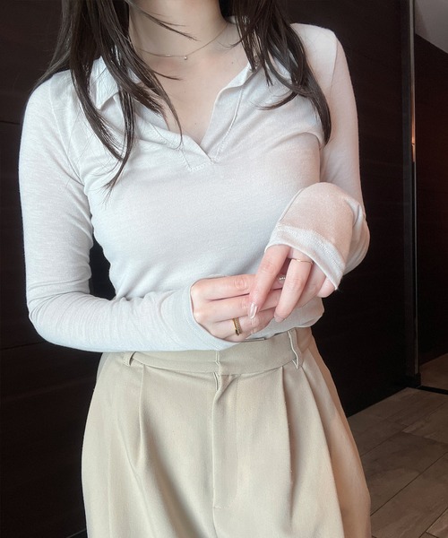 Reurie'(レウリィ)の「スムーススキッパートップ(ayaka select) / 長袖 Vネック 襟付き シンプル 大人カジュアル きれいめ ノームコア オフィスカジュアル(Tシャツ/カットソー・レディース・ベージュ・FREE)」の1枚目の写真
