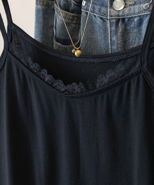 yuue' ( wear )(ユーイ)の「レースレイヤードチュニックキャミソール/ミニワンピース(キャミソール・レディース・ブラック/ホワイト・FREE)」の17枚目の写真