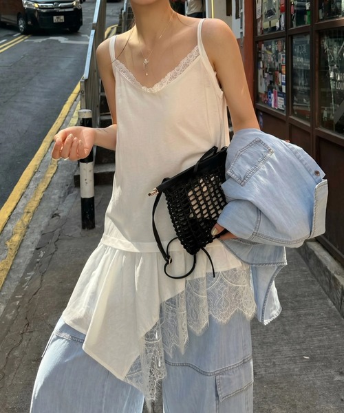 yuue' ( wear )(ユーイ)の「レースレイヤードチュニックキャミソール/ミニワンピース(キャミソール・レディース・ブラック/ホワイト・FREE)」の6枚目の写真