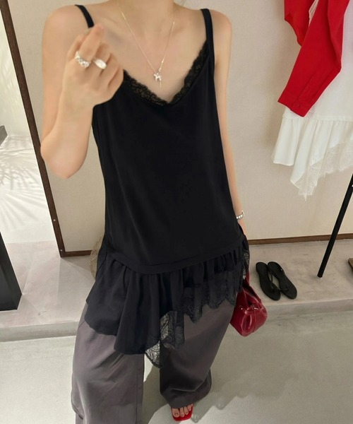 yuue' ( wear )(ユーイ)の「レースレイヤードチュニックキャミソール/ミニワンピース(キャミソール・レディース・ブラック/ホワイト・FREE)」の15枚目の写真