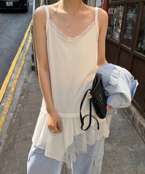 yuue' ( wear )(ユーイ)の「レースレイヤードチュニックキャミソール/ミニワンピース(キャミソール・レディース・ブラック/ホワイト・FREE)」の8枚目の写真