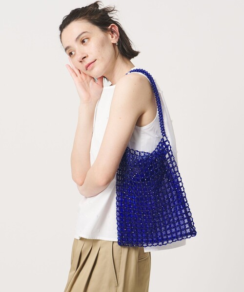 The Bagmati(ザバグマティ)の「<The Bagmati>グラスビーズ バッグ(ショルダーバッグ・レディース・ゴールド/ロイヤルブルー・FREE)」の2枚目の写真