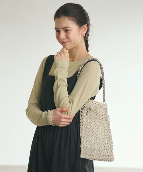 The Bagmati(ザバグマティ)の「<The Bagmati>グラスビーズ バッグ(ショルダーバッグ・レディース・ゴールド/ロイヤルブルー・FREE)」の3枚目の写真