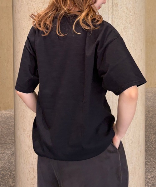 byeA.（バイエー）の「【byeA./バイエー】Melon TEE/ロゴTシャツ（Tシャツ/カットソー・レディース・ブラック/ホワイト・フリー）」の7枚目の写真