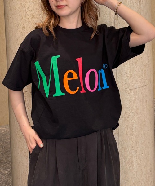 byeA.（バイエー）の「【byeA./バイエー】Melon TEE/ロゴTシャツ（Tシャツ/カットソー・レディース・ブラック/ホワイト・フリー）」の6枚目の写真
