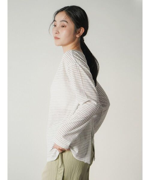 FIKA.(フィーカ)の「Back conscious border Tee(Tシャツ/カットソー・レディース・ブラック/オレンジ/ライトグレー・FREE)」の10枚目の写真