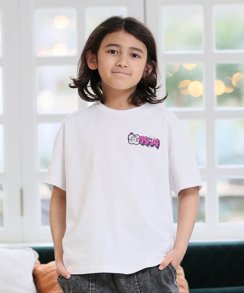 DC(ディーシー)の「DC/ディーシー 半袖 Tシャツ キッズ 26 KD SK CREW YST262508(Tシャツ/カットソー・キッズ・ホワイト/マルチ/ブラック・110cm/120cm/130cm/140cm/150cm/160cm/100cm)」の5枚目の写真