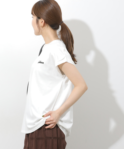JOURNAL STANDARD relume(ジャーナルスタンダード レリューム)の「刺繍ロゴフレンチTEE(Tシャツ/カットソー・レディース・ホワイト/ネイビー/ブラウン・FREE)」の9枚目の写真
