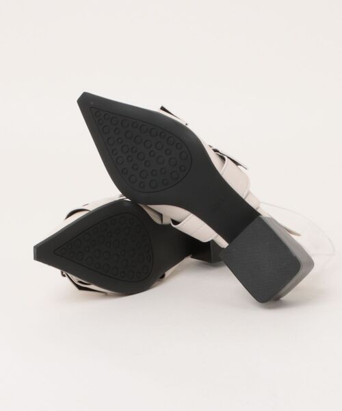 Never mind the XU(ネバーマインドザエックスユー)の「【Never mind the XU】eyelet belt back strap pumps / 【ネバーマインド ザ エックスユー】アイレットベルトバックストラップパンプス(パンプス・レディース・アイボリー/ブラック・38/37/39)」の11枚目の写真