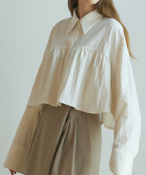 MOIREMOA(モアレモア)の「MO Shirring Layered Blouse - Ivory(シャツ/ブラウス・レディース・その他・FREE)」の5枚目の写真