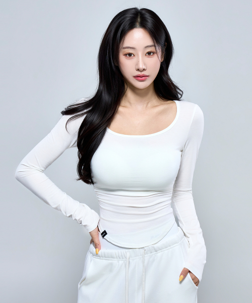 PHYSICAL GARMENTS（フィジカルガーメンツ）の「P5074 ウィメンズ ラウンド シャーリング 長袖 [2COLOR]（Tシャツ/カットソー・レディース・ホワイト/ブラック・SMALL/MEDIUM）」の13枚目の写真