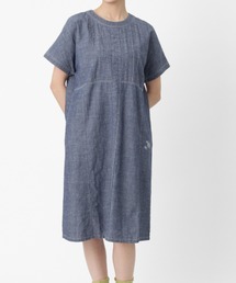 綿麻ダンガリーフラワーワンポイント刺繍ワンピース