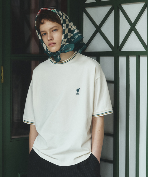 417 EDIFICE(フォーワンセブンエディフィス)の「【Liverpool FC / リバプール FC】LINE TEE(Tシャツ/カットソー・メンズ・ブルー/グリーン/ホワイト/ブラック・MEDIUM/X-LARGE/LARGE)」の2枚目の写真