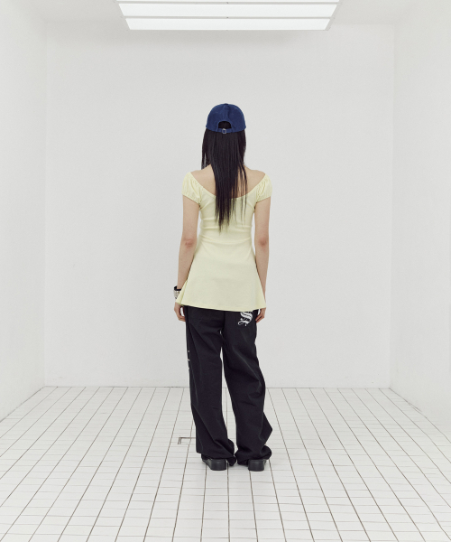 SETUP-EXE(セットアップイーエックスイー)の「LOGO SLIT OPS / YELLOW(ワンピース・レディース・その他・OS)」の9枚目の写真