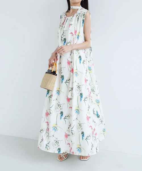 MAISON DE THERESE（メゾン ド テレーズ）の「ノースリーブ ミディ丈 花柄プリントワンピース ゆったりシルエット（ワンピース・レディース・White/Black・FREE）」の15枚目の写真