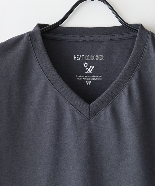 JEANS MATE(ジーンズメイト)の「【HEAT BLOCKER/ヒートブロッカー】【まるで着る日傘!遮熱&UVカット】コットンライク VネックTシャツ 吸水速乾 アンチピリング イージーケア ユニセックス(Tシャツ/カットソー・メンズ・ホワイト/チャコールグレー/ブラック・MEDIUM/LARGE/X-LARGE)」の6枚目の写真