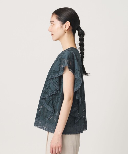 BEAUTY&YOUTH UNITED ARROWS（ビューティーアンドユースユナイテッドアローズ）の「【WEB限定 Wardrobe DAILY MINIMAL】レース 2WAYブラウス ウォッシャブル（シャツ/ブラウス・レディース・オフホワイト/ネイビー/ブラック・FREE）」の10枚目の写真