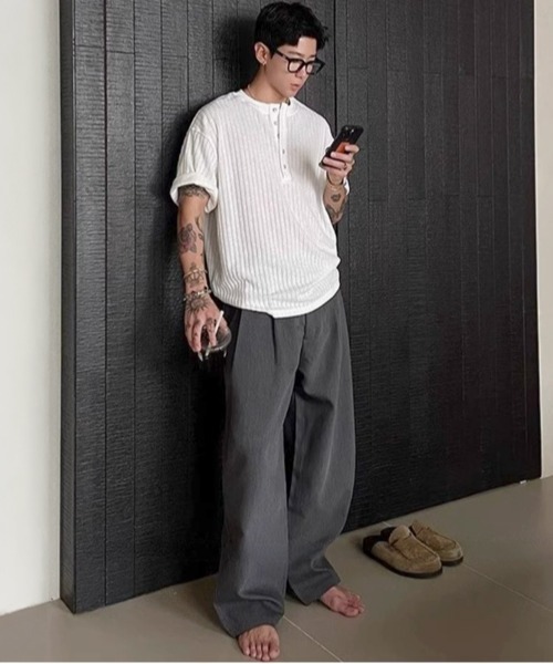 NOWLE(ノウル)の「【NOWLE】リブテクスチャー ヘンリーネック 半袖Tシャツ / ヴィンテージライク クラフトジャガード トップス(Tシャツ/カットソー・メンズ・ホワイト/ブラック・X-LARGE/LARGE/MEDIUM)」の6枚目の写真