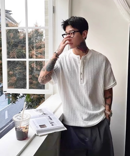 NOWLE(ノウル)の「【NOWLE】リブテクスチャー ヘンリーネック 半袖Tシャツ / ヴィンテージライク クラフトジャガード トップス(Tシャツ/カットソー・メンズ・ホワイト/ブラック・X-LARGE/LARGE/MEDIUM)」の9枚目の写真