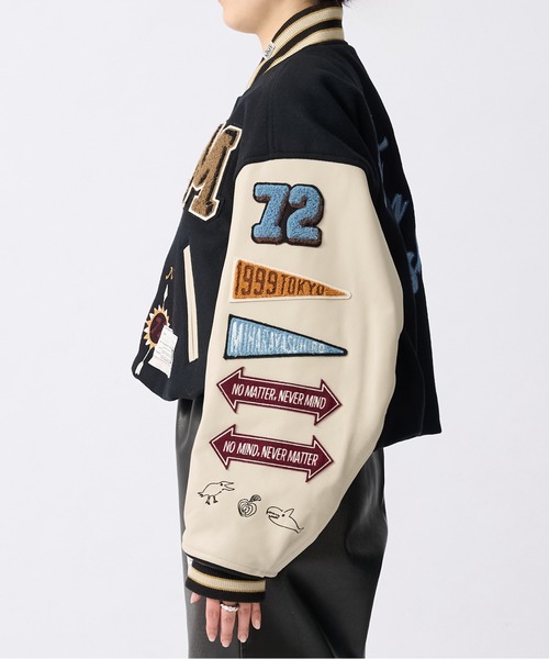 Maison MIHARA YASUHIRO（メゾンミハラヤスヒロ）の「【MIHARAYASUHIRO/ミハラヤスヒロ】ROLL-UP HEM STADIUM JUMPER/ロールアップヘムスタジアムジャンパー（ブルゾン・レディース・ブラック・36）」の5枚目の写真