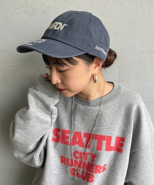 AMERICANA（アメリカーナ）の「[Americana/アメリカーナ] AMRCN 47クリーンナップロゴ刺繍キャップ（キャップ・レディース・チャコールグレー/ネイビー/ブラック・ONE SIZE）」の3枚目の写真