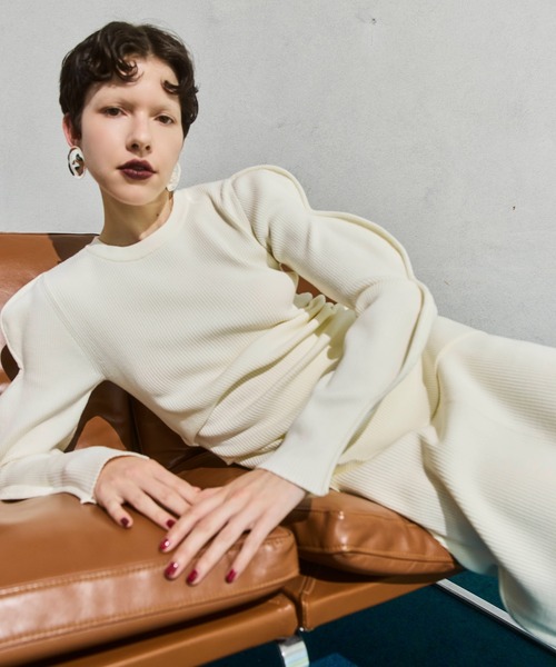 OMMO(オーエムエムオー)の「SCALLOP KNIT TOP(ニット/セーター・レディース・ホワイト/グレー/ブラック・36/38)」の22枚目の写真