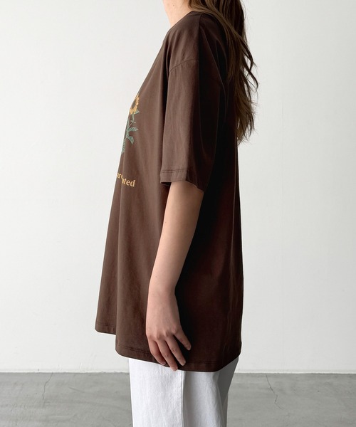 CANAL JEAN(キャナルジーン)の「Lakey Park HIMAWARI Tシャツ(Tシャツ/カットソー・レディース・ブラウン・ONE SIZE)」の6枚目の写真
