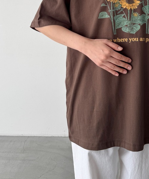 CANAL JEAN(キャナルジーン)の「Lakey Park HIMAWARI Tシャツ(Tシャツ/カットソー・レディース・ブラウン・ONE SIZE)」の9枚目の写真
